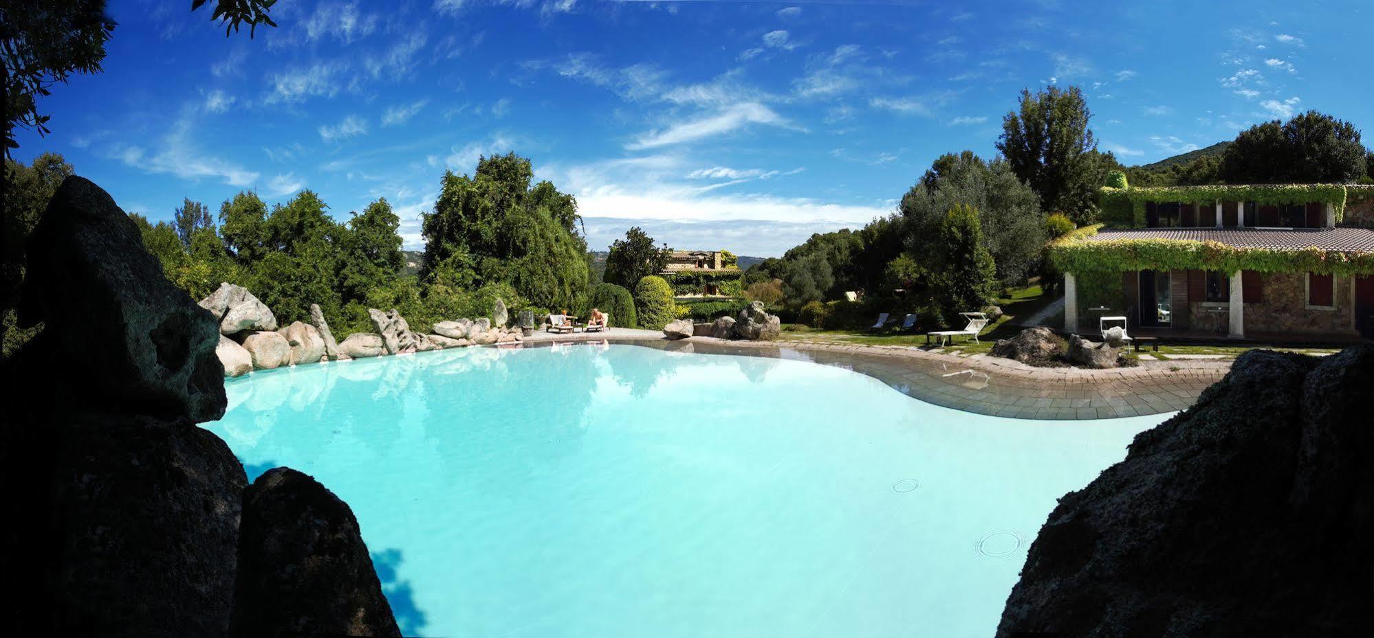 L'Agnata Di De Andre Boutique Hotel Tempio Pausania Exteriör bild