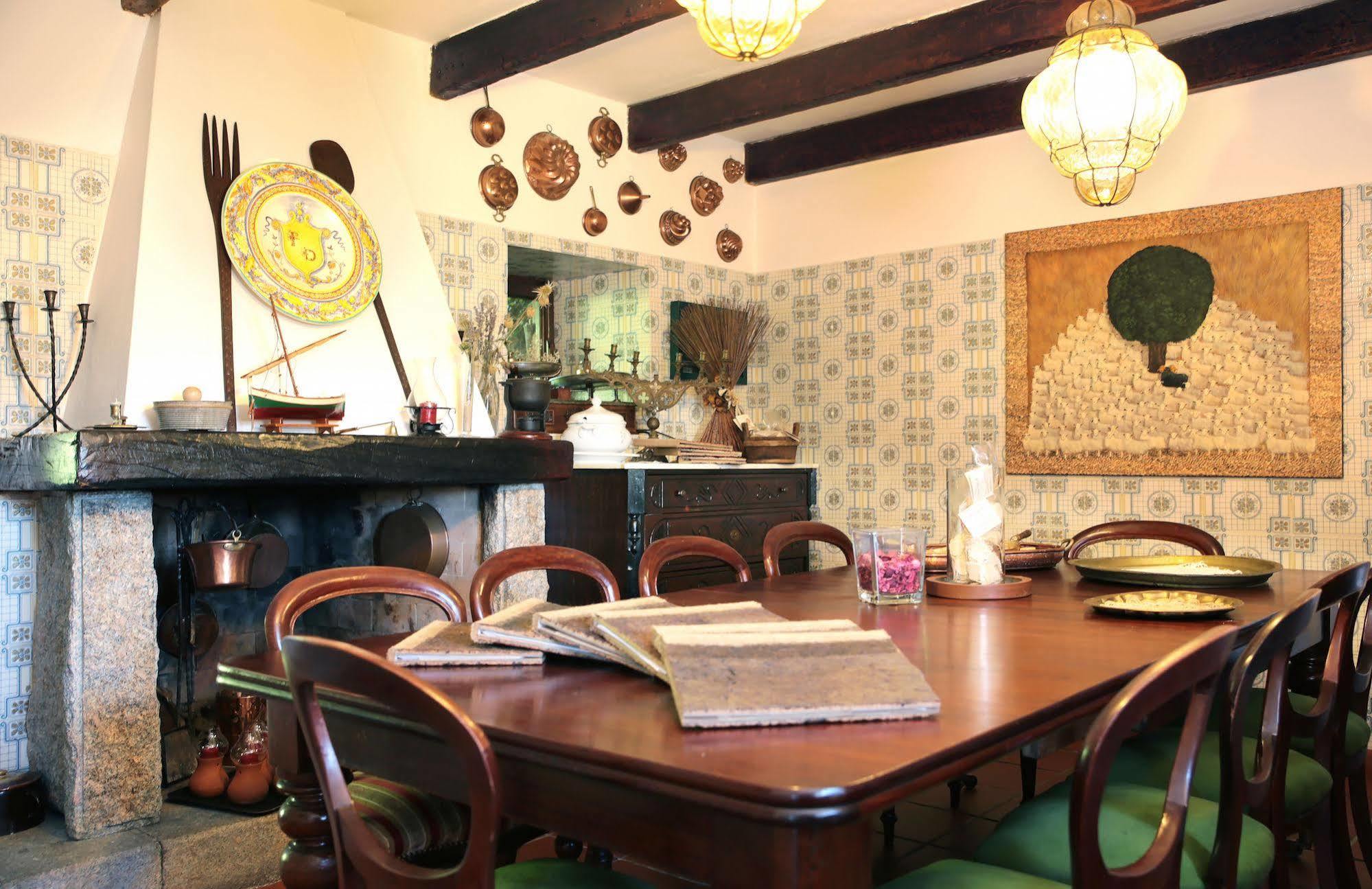 L'Agnata Di De Andre Boutique Hotel Tempio Pausania Exteriör bild
